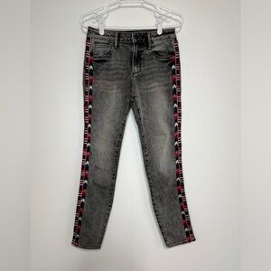 Driftwood Stonewashed Black Embroidered Jeans EUC W27 / L28